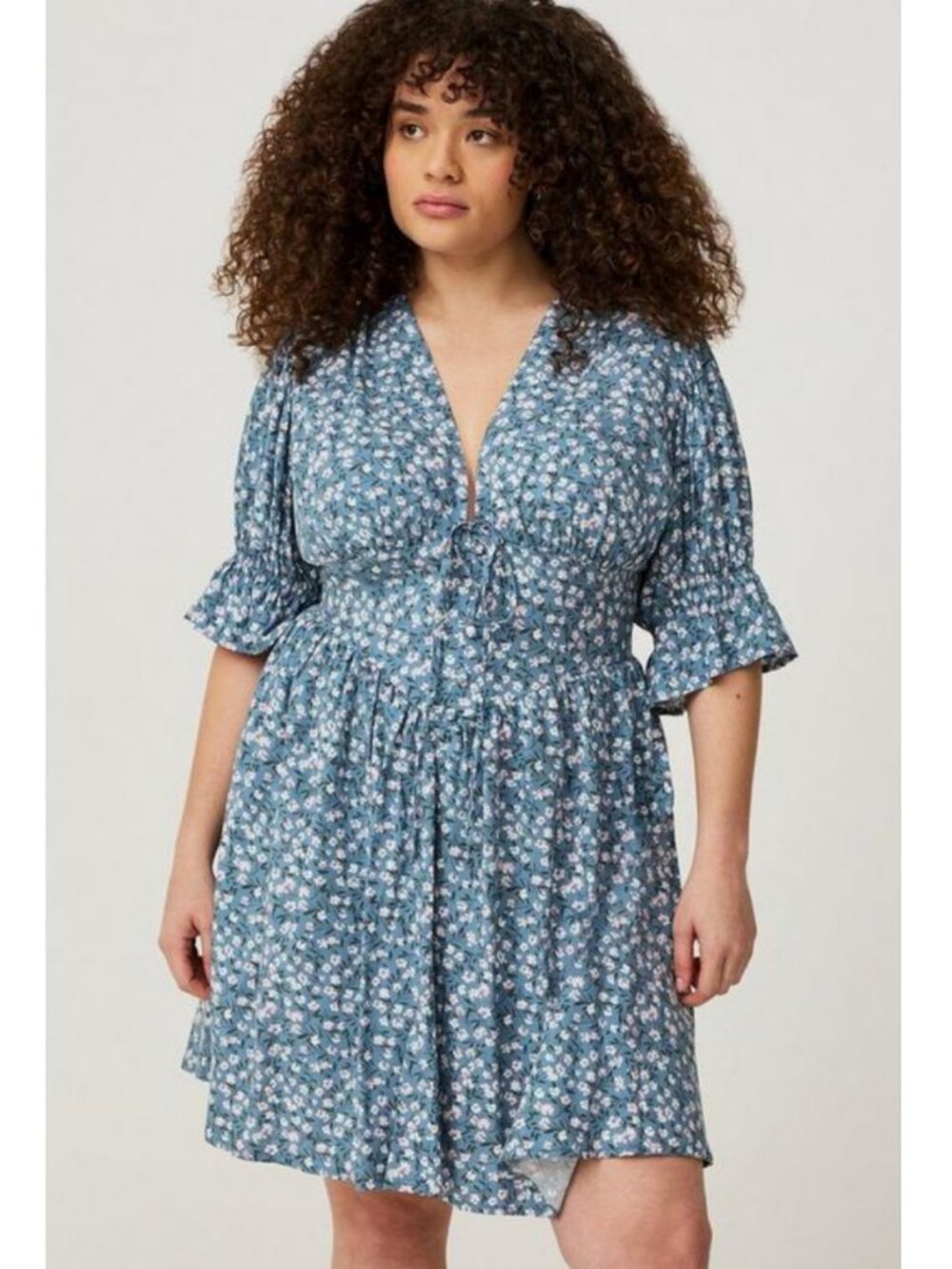 NWT Torrid Blue Floral Ruffle Sleeve Mini Dress 22